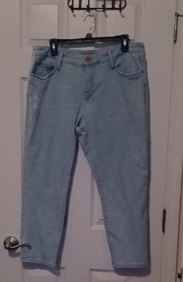 💙🏍Light Blue Women's Jeans Mid Rise - Picture 13 of 13